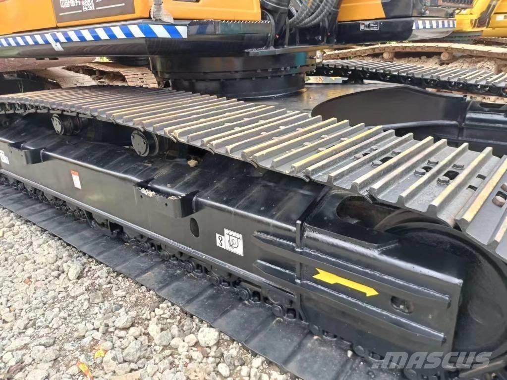 Sany SY 235 C Roomikekskavaatorid