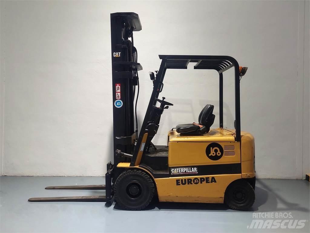 CAT EP25K PAC Elektritõstukid
