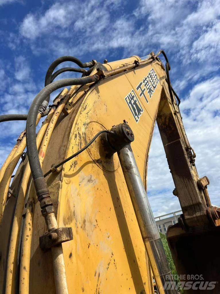 CAT 320 B L Roomikekskavaatorid