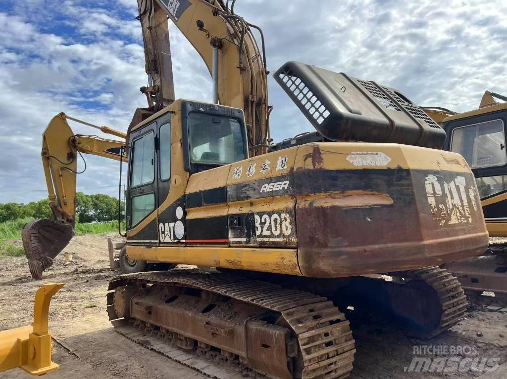 CAT 320 B L Roomikekskavaatorid