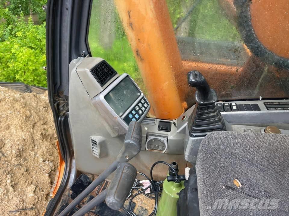 Doosan DX 255 LC Roomikekskavaatorid