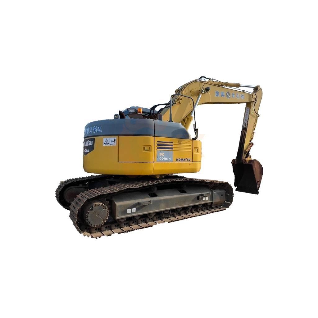 Komatsu PC 228 US Roomikekskavaatorid