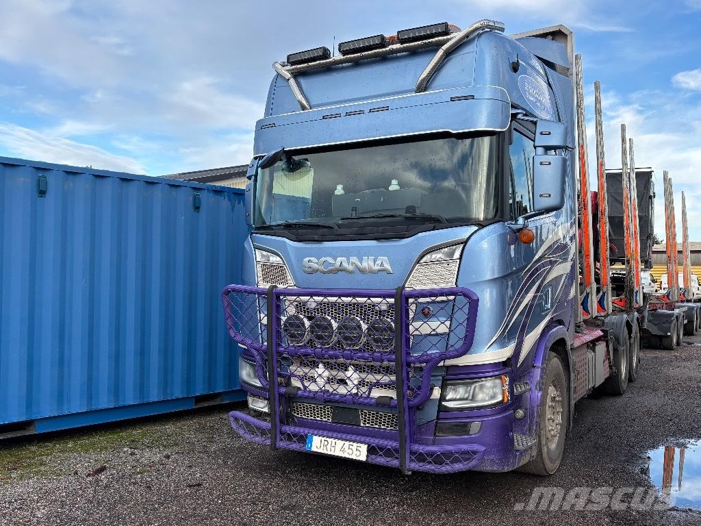 Scania R730B6X4NB Metsaveokid