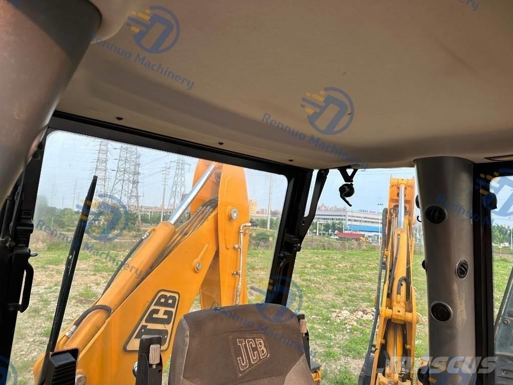 JCB 4 CX Ekskavaatorlaadurid