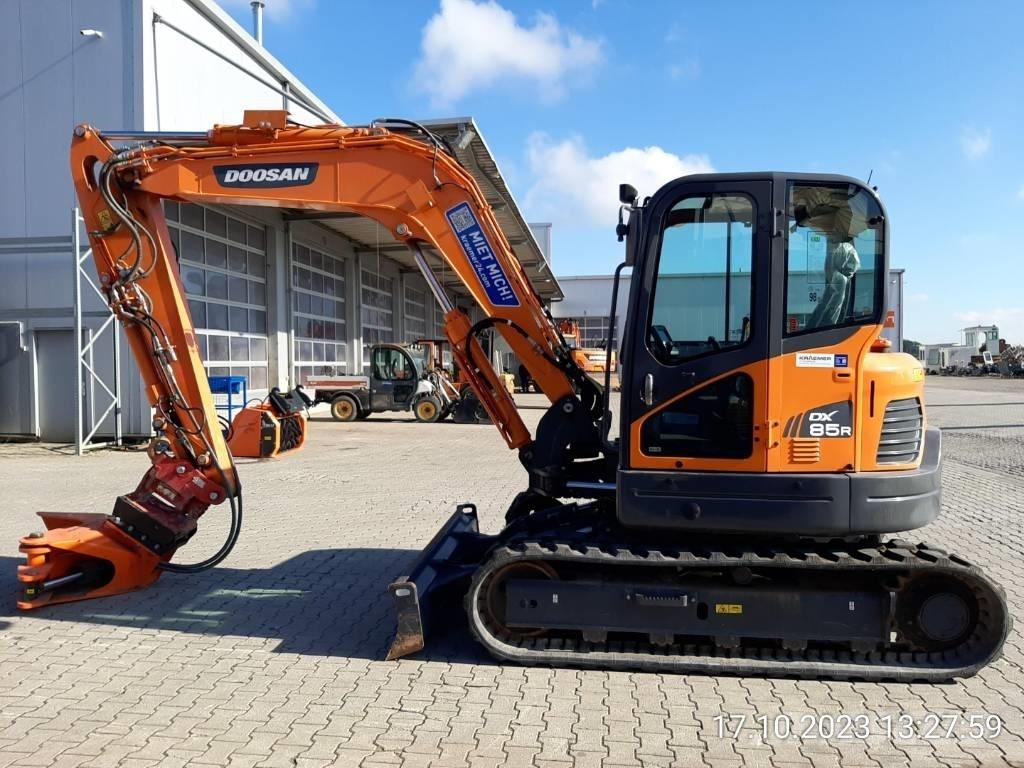 Develon DX 85 R-3 Väikeekskavaatorid 7t-12t