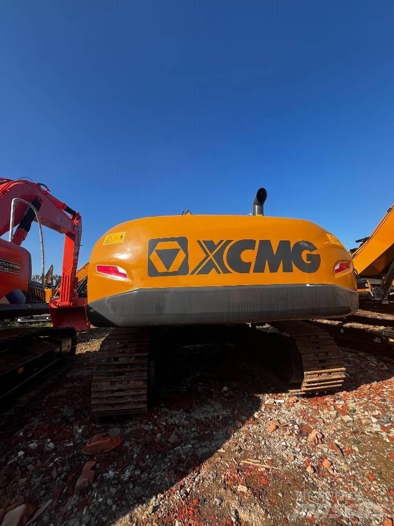 XCMG XE 305 DK Roomikekskavaatorid