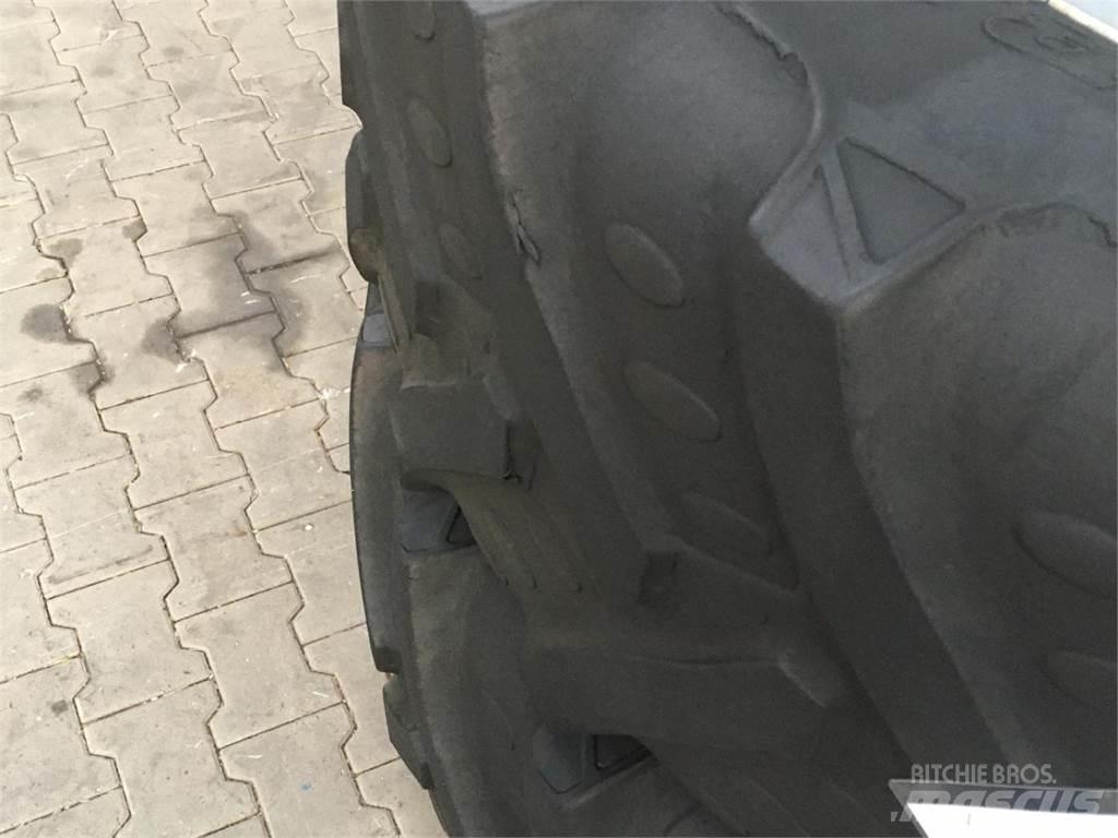 BKT 480/70R34 Rehvid, rattad ja veljed