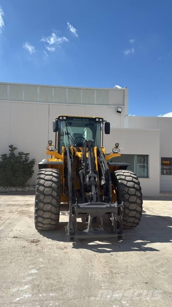 Volvo L 110 F Rataslaadurid