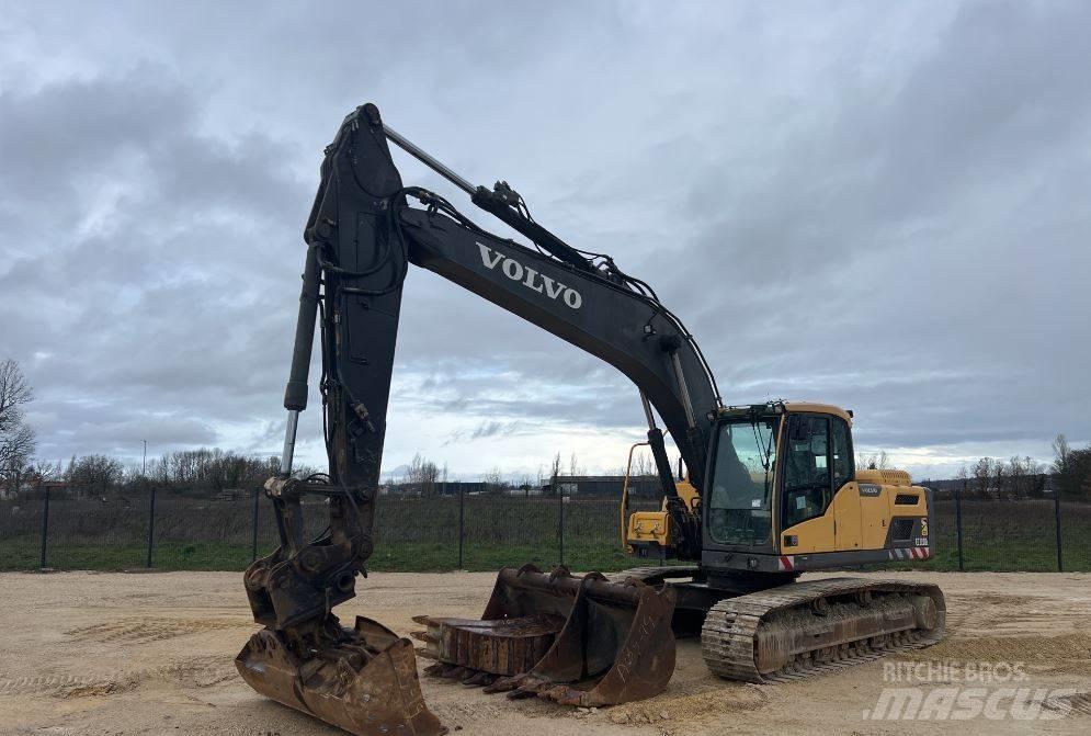 Volvo EC 220 DL Roomikekskavaatorid