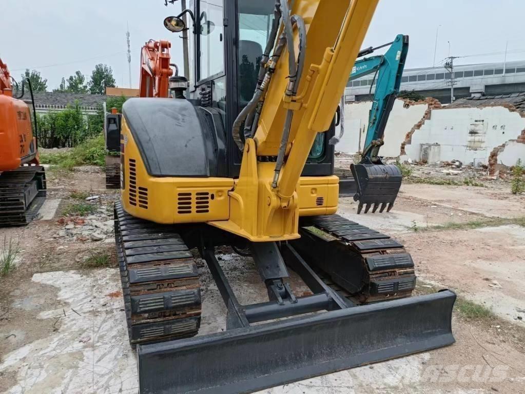 Komatsu PC 55 MR Roomikekskavaatorid