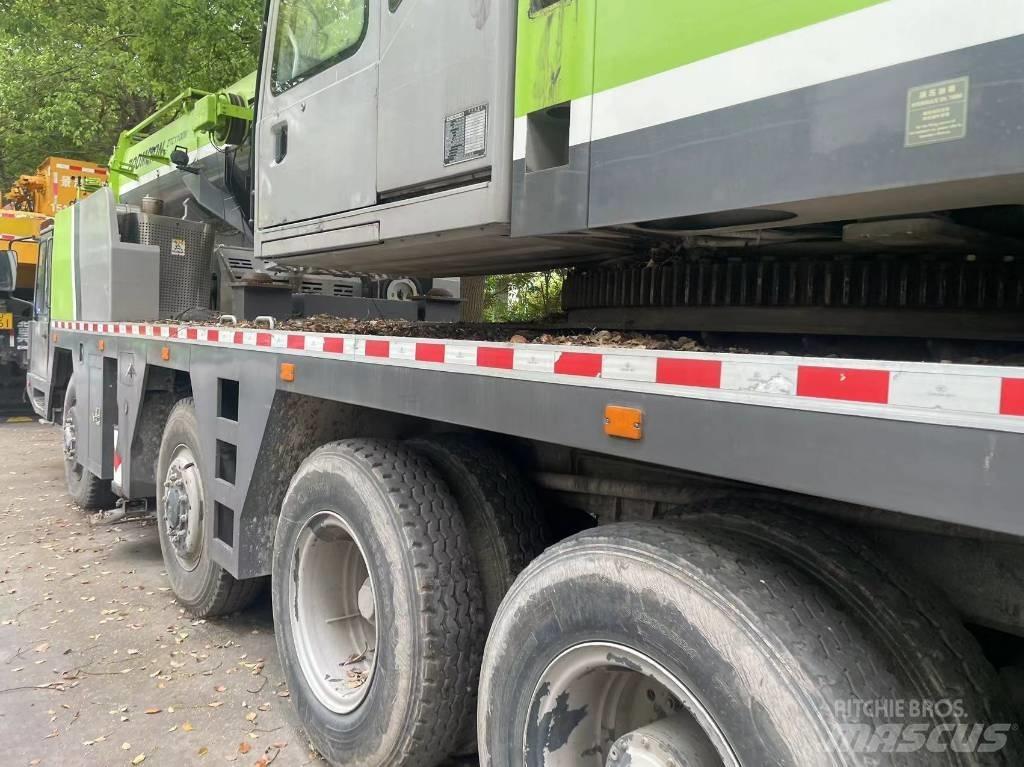 Zoomlion 110 Ton Maastikutõstukid