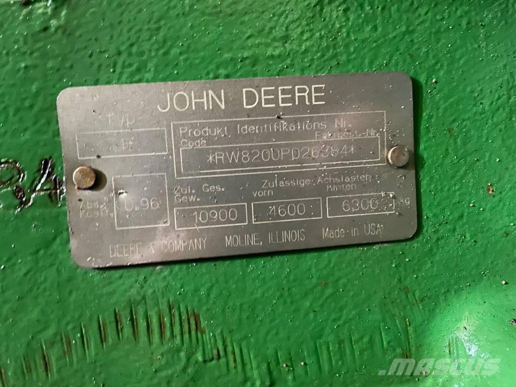 John Deere 8200 Traktorid