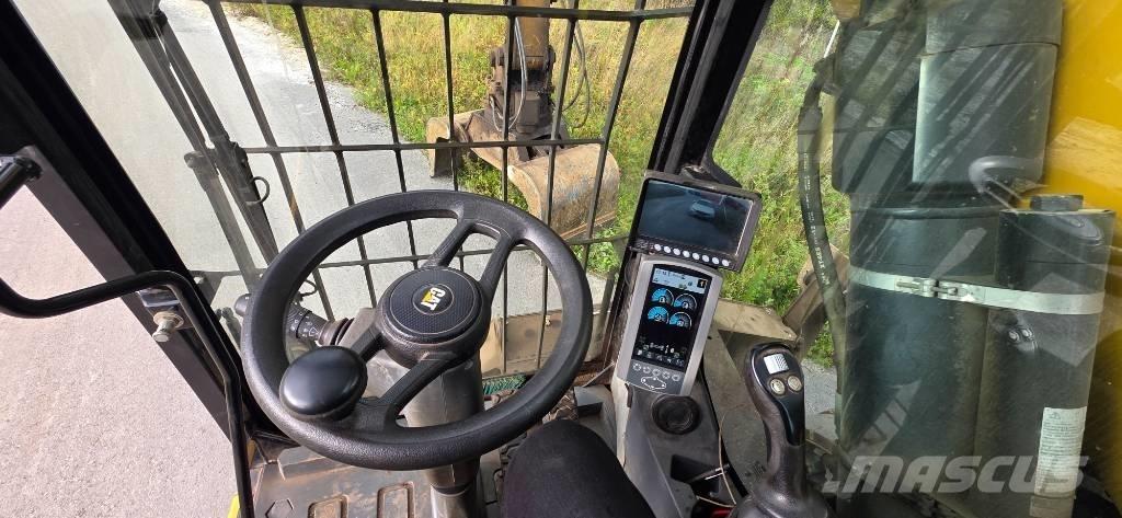CAT MH 3022 Muud