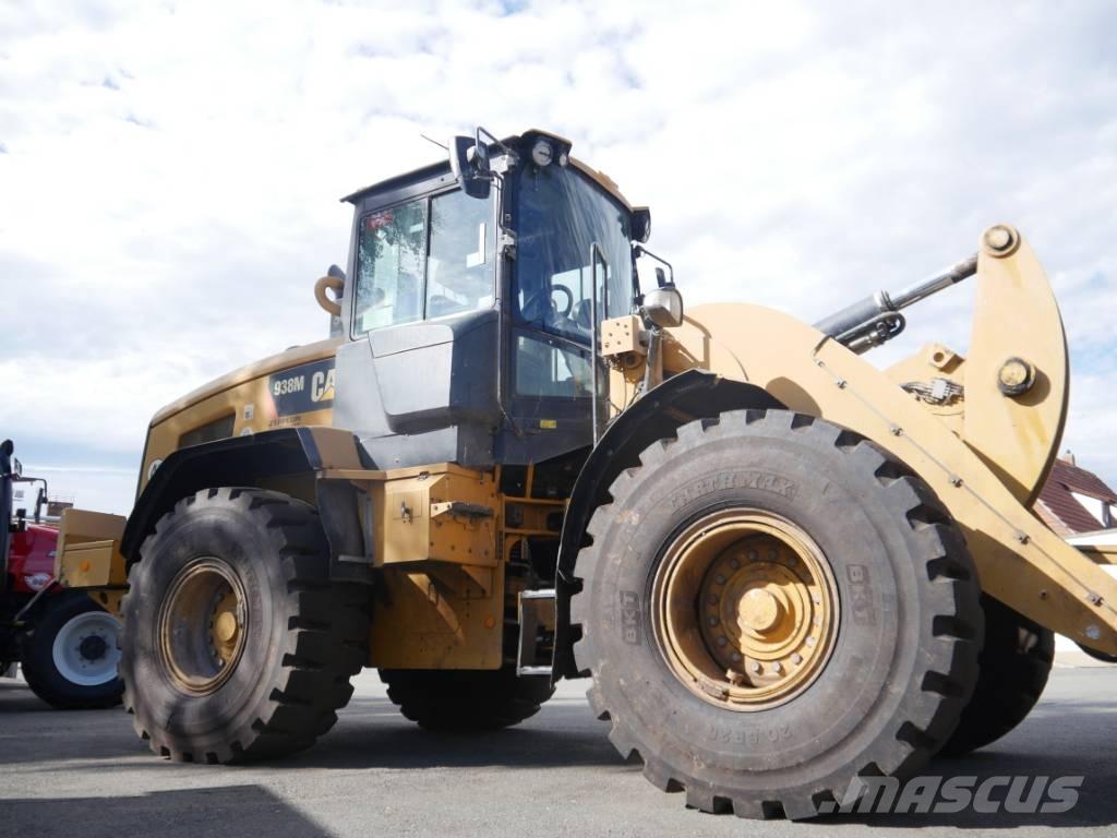 CAT 938M Rataslaadurid