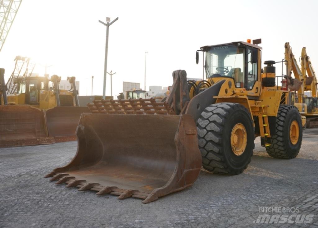 Volvo L220 F Rataslaadurid