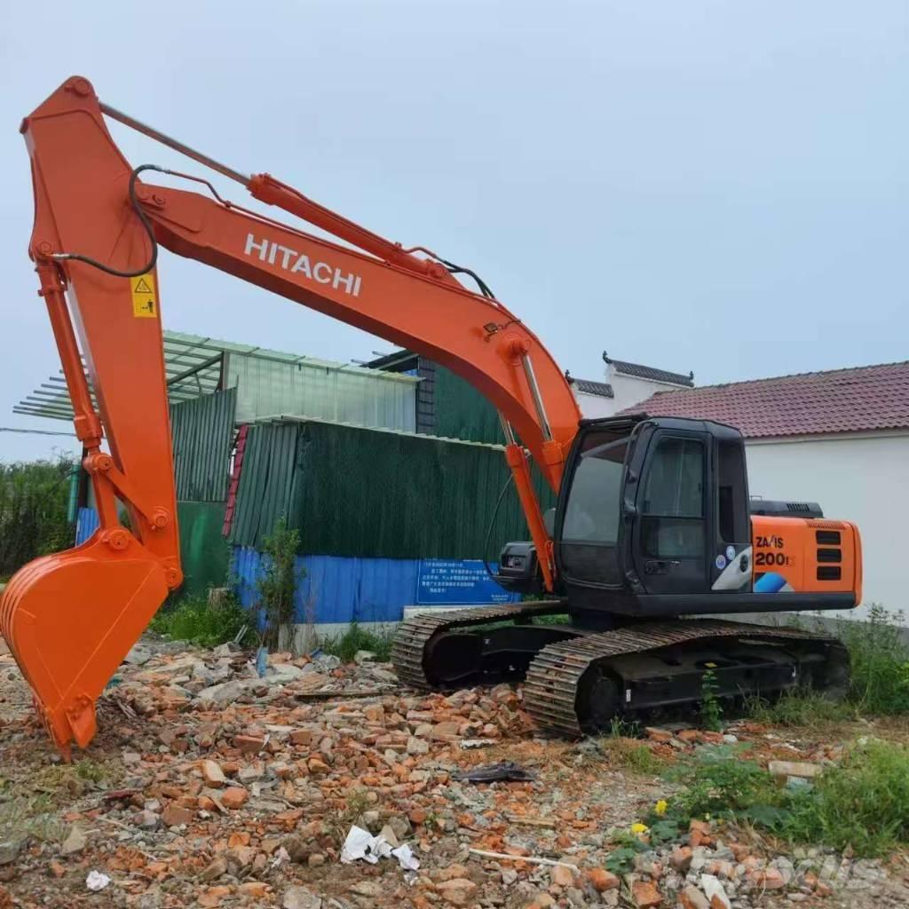 Hitachi ZX 200 Roomikekskavaatorid