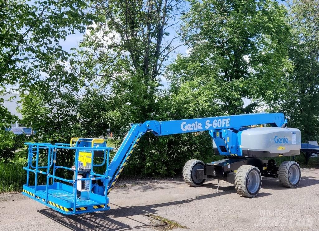 Genie S-60 FE Iseliikuvad poomtõstukid