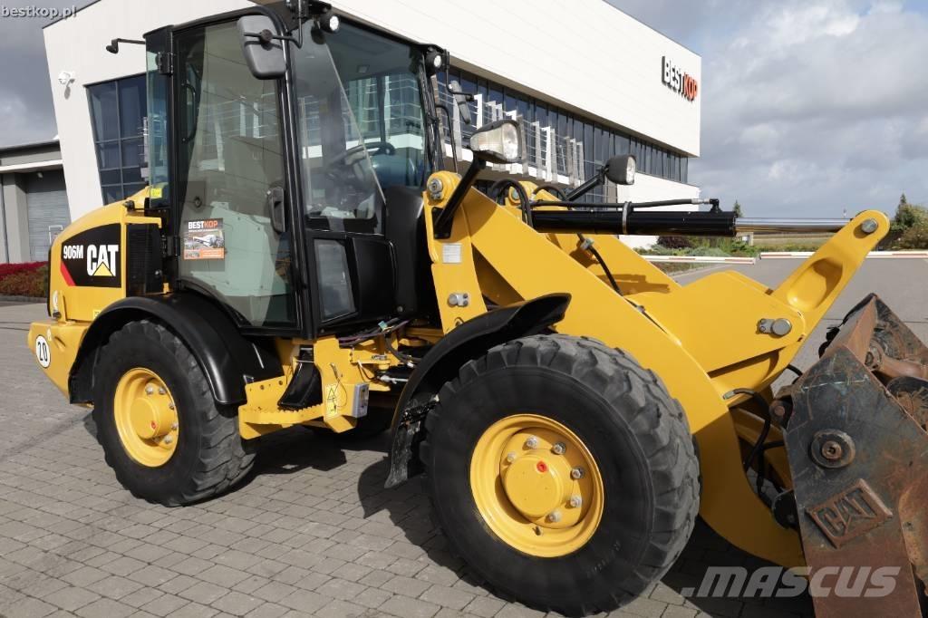 CAT 906M Rataslaadurid