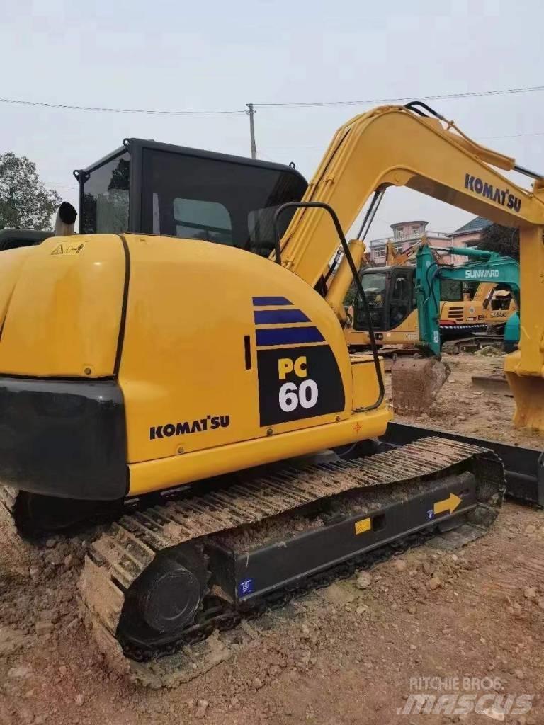 Komatsu PC 60-8 Roomikekskavaatorid