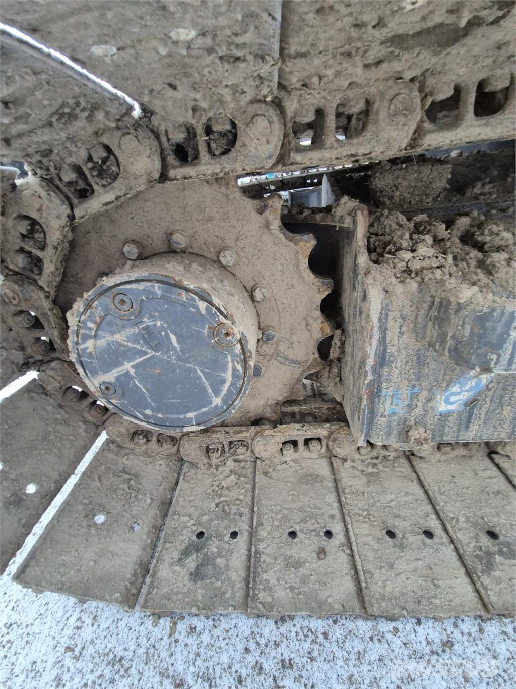 CASE CX90D Väikeekskavaatorid 7t-12t