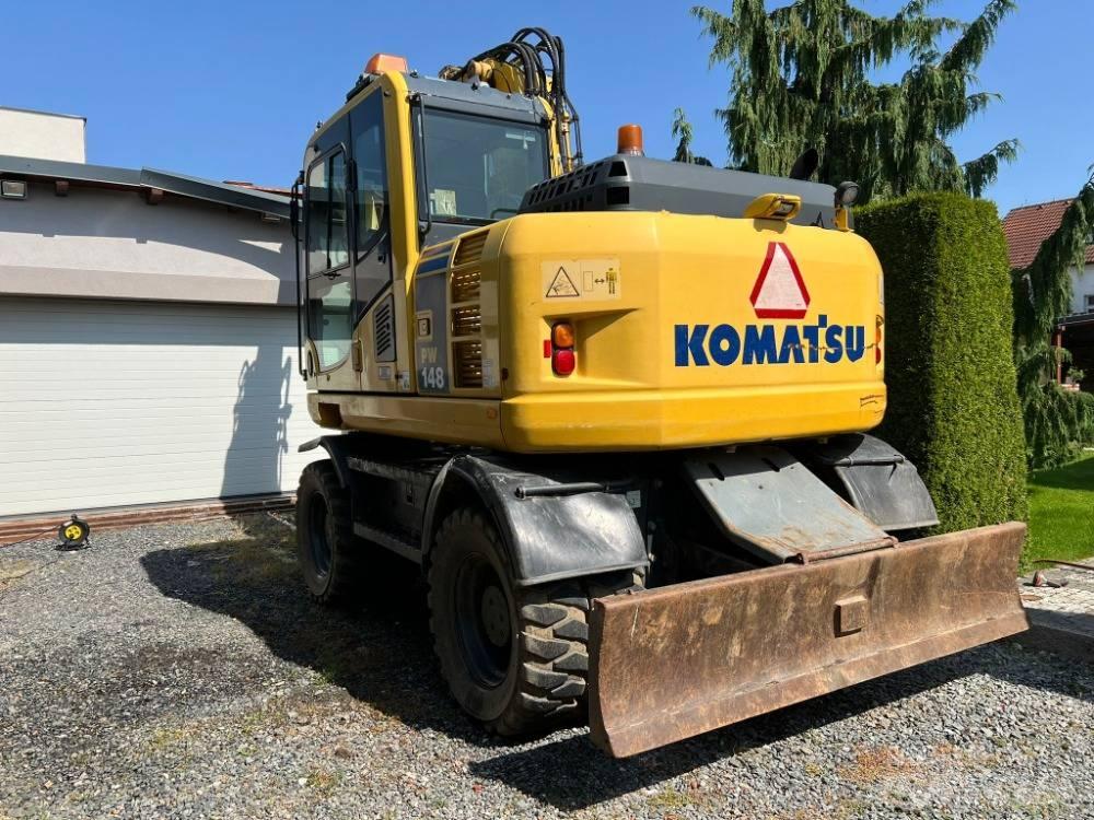 Komatsu PW 148-8 Ratasekskavaatorid