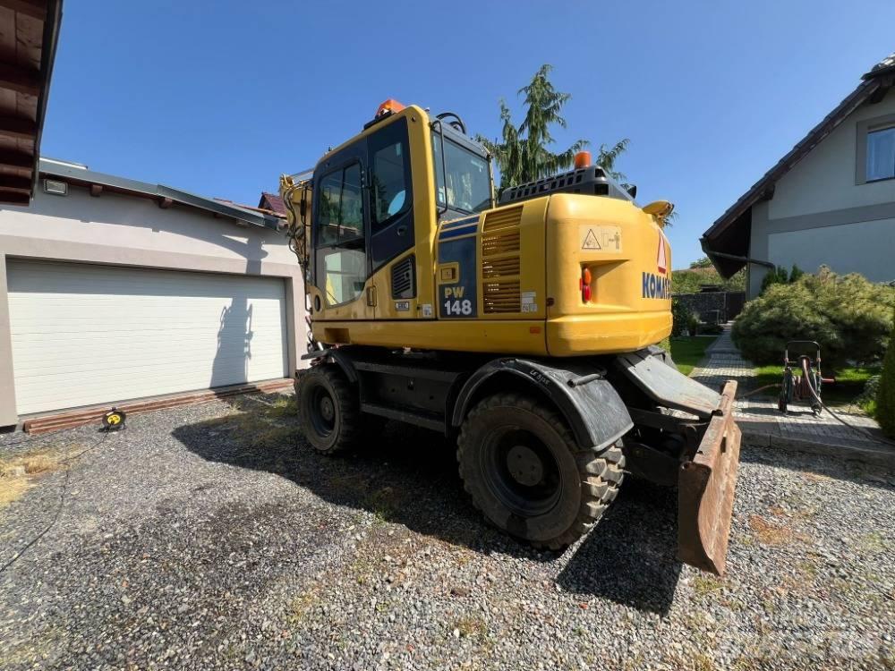 Komatsu PW 148-8 Ratasekskavaatorid