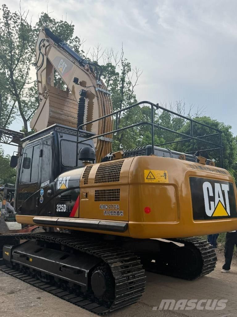 CAT CAT325D Roomikekskavaatorid