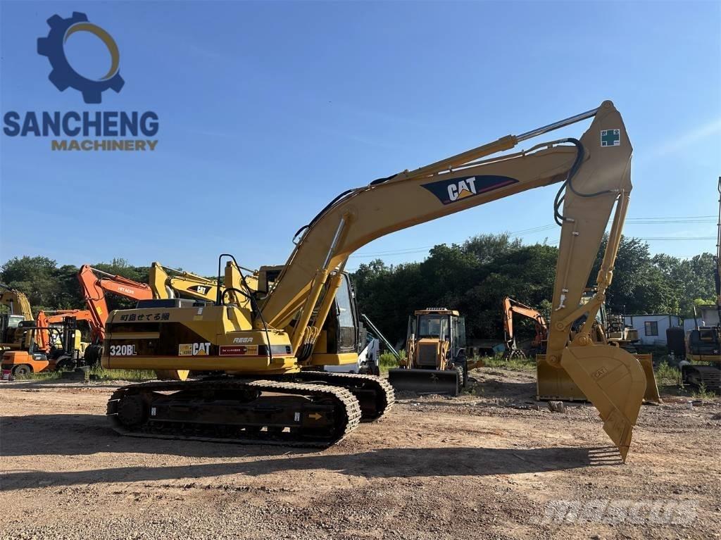 CAT 320 B L Roomikekskavaatorid