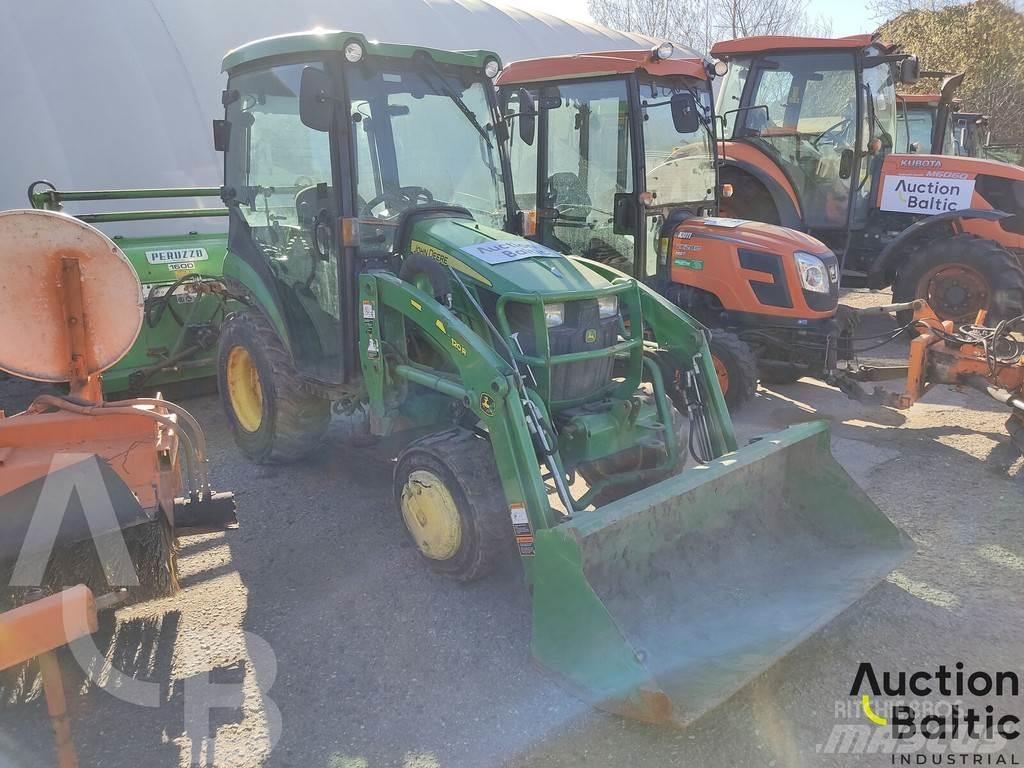 John Deere 2026R Traktorid