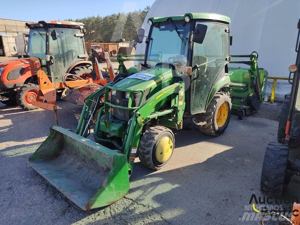 John Deere 2026R Traktorid
