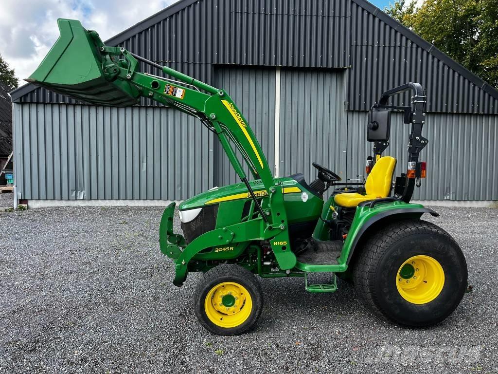 John Deere 3045 R Traktorid