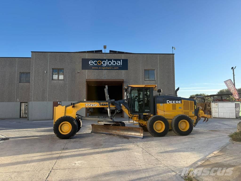 John Deere 772 GP Greiderid