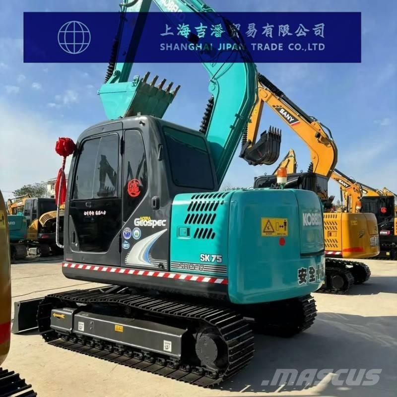 Kobelco SK 75 Väikeekskavaatorid 7t-12t