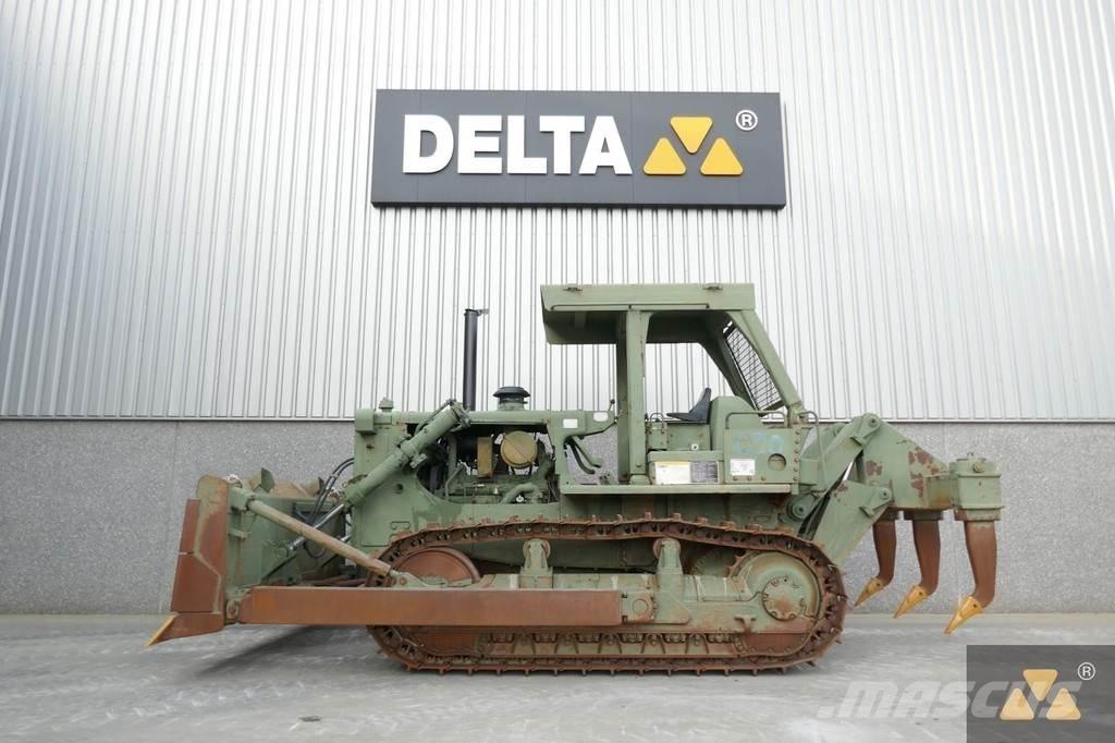 CAT D7G Ex-army Buldooserid