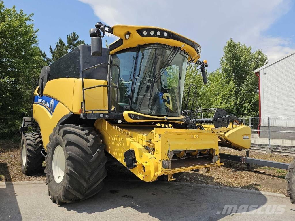 New Holland CX8.70 Teraviljakombainid