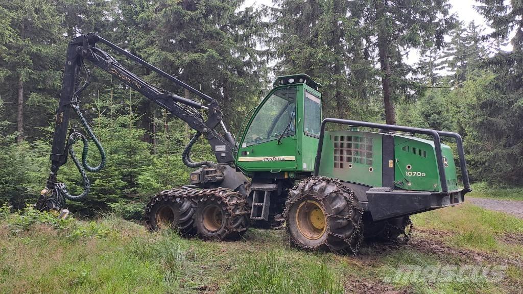 John Deere 1070 D Harvesterid