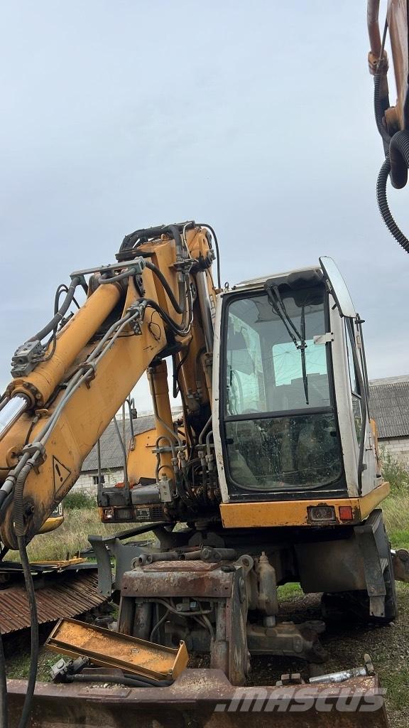 Liebherr A 900 C Hüdraulika