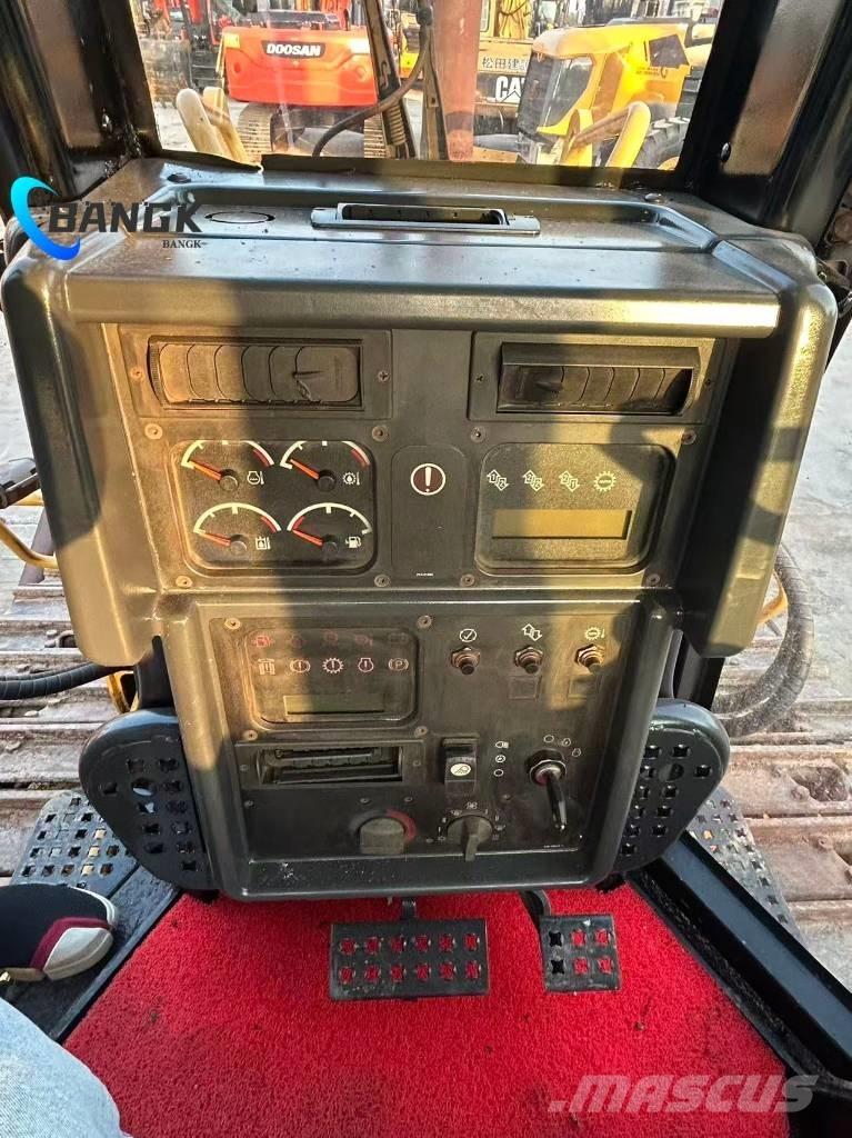 CAT D 6 N Buldooserid