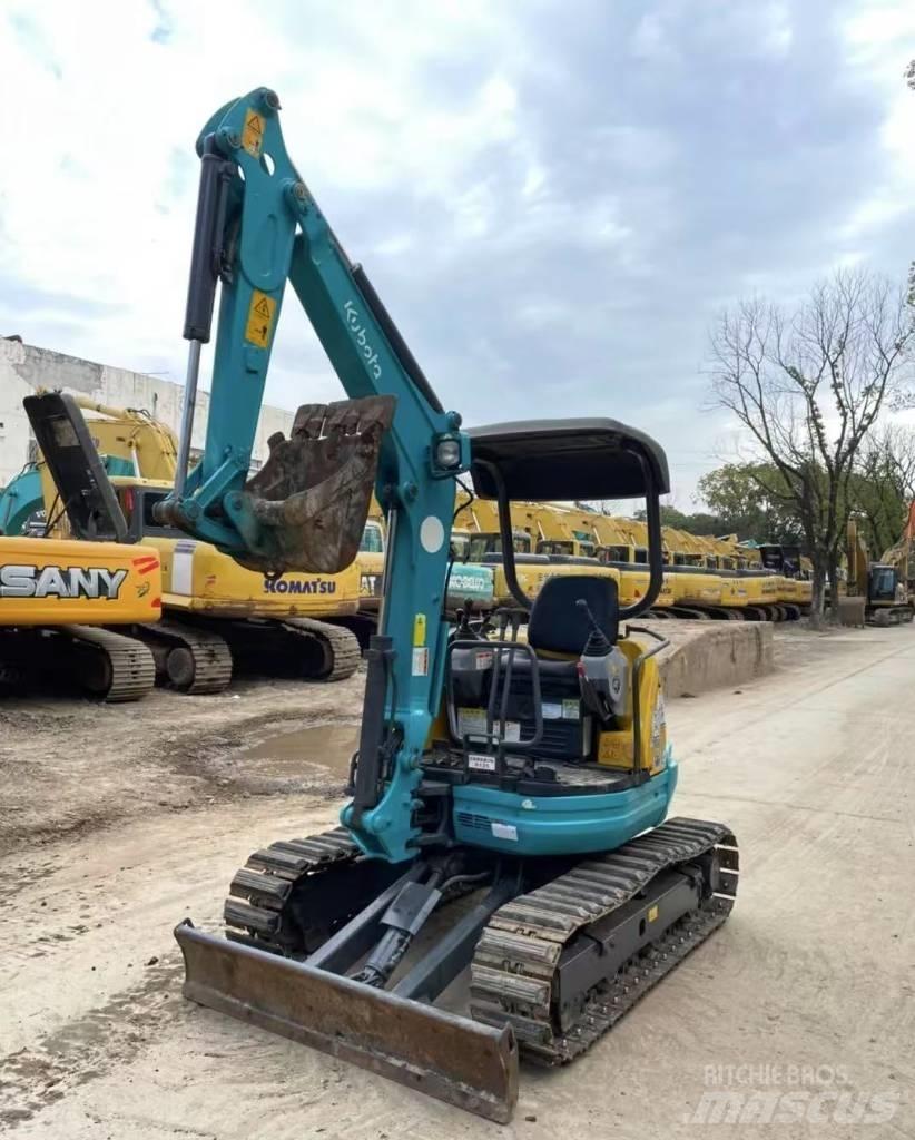 Kubota 25 Miniekskavaatorid < 7 t