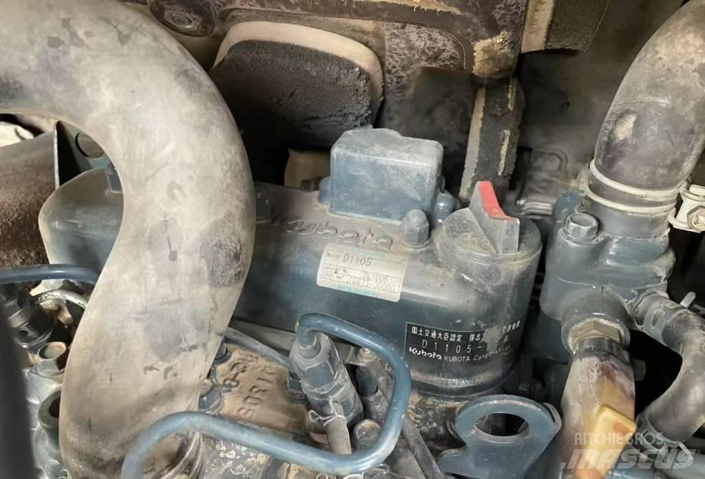 Kubota 25 Miniekskavaatorid < 7 t