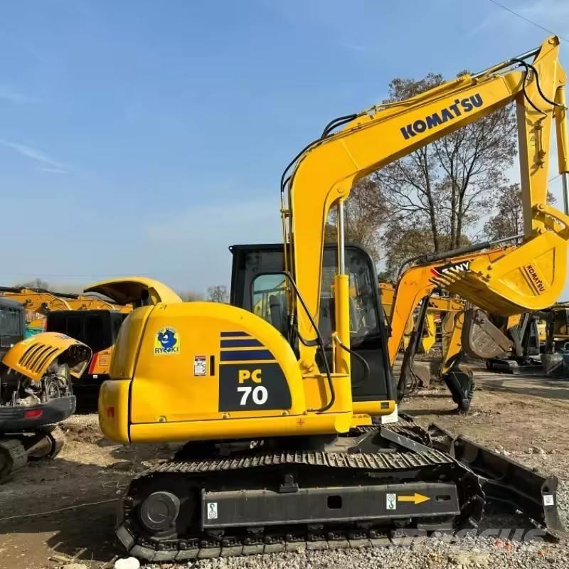 Komatsu PC 70 Roomikekskavaatorid
