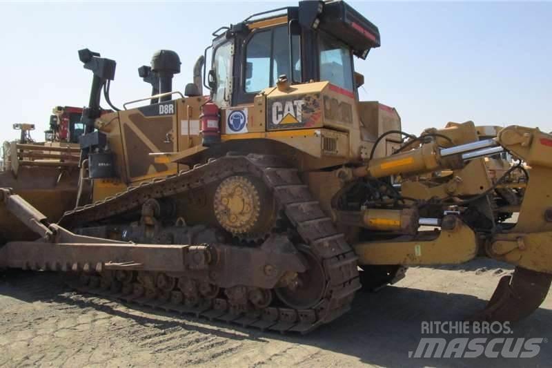 CAT D8R Buldooserid