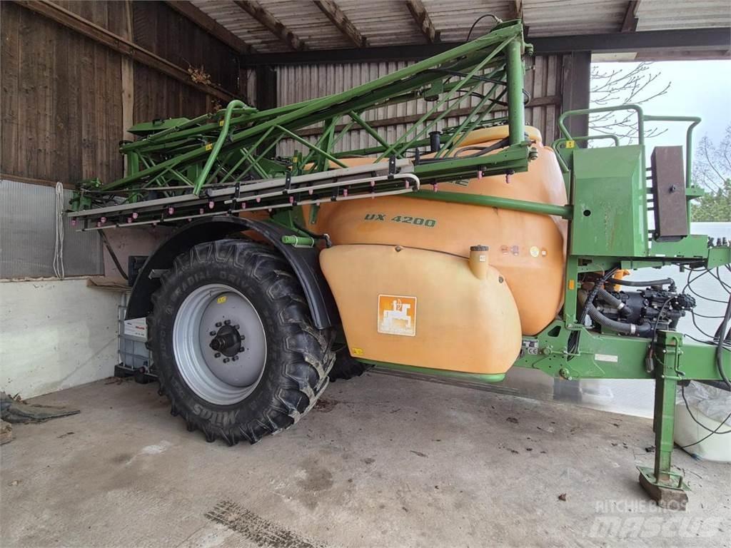 Amazone UX 4200 Haagispritsid