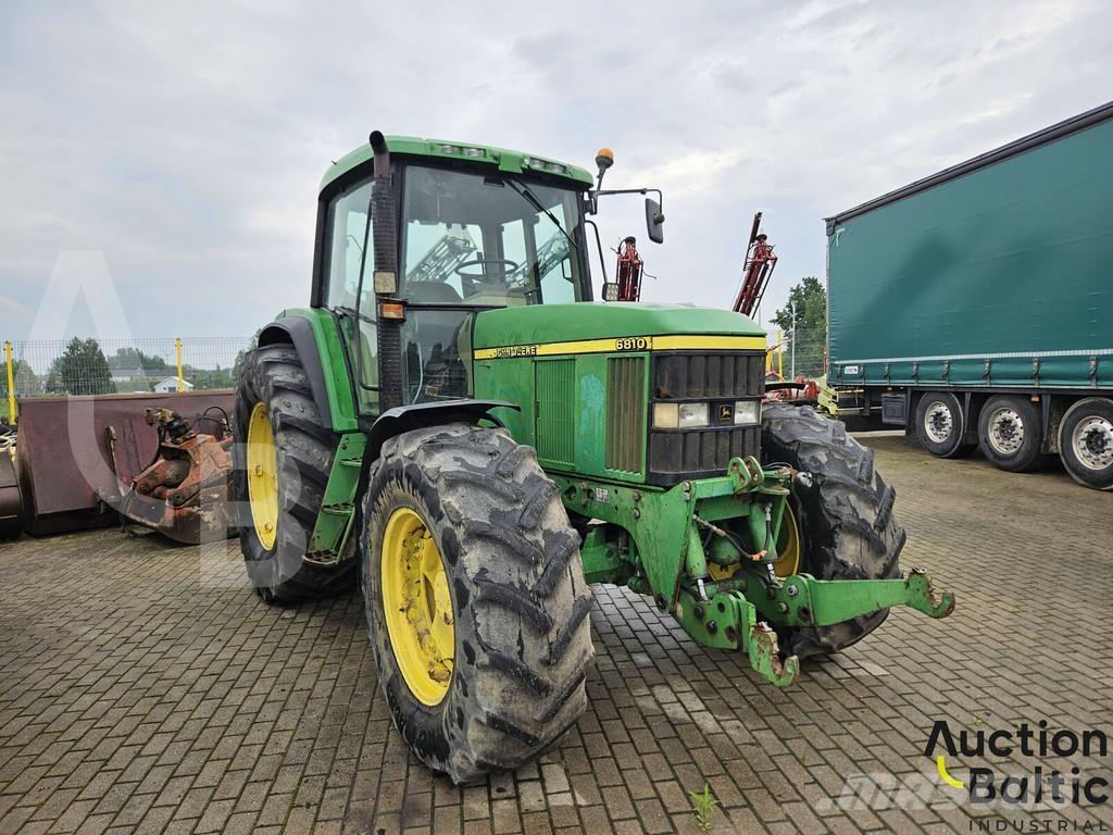 John Deere 6810 Traktorid