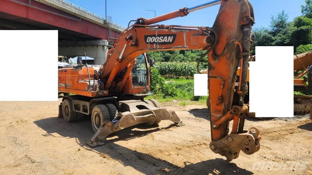 Doosan DX210WA Ratasekskavaatorid