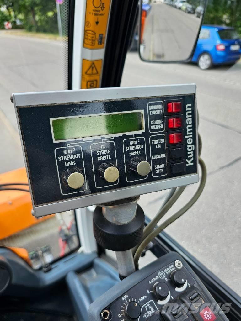 Holder C 250 Kommunaalteenuste traktorid