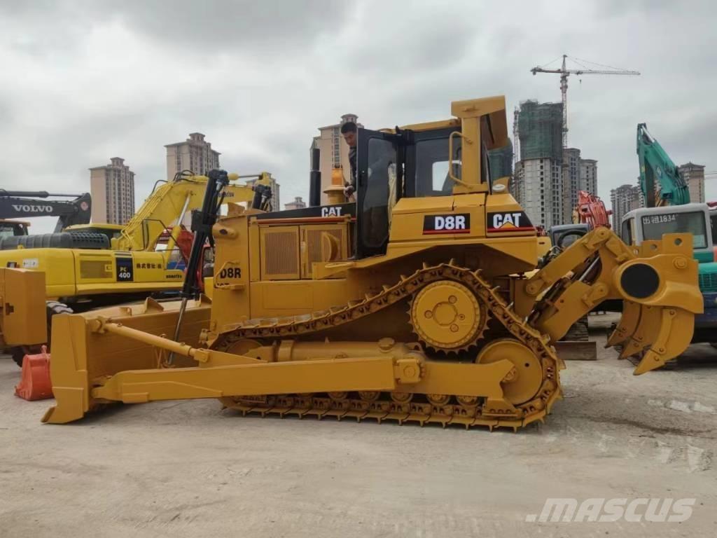 CAT D 8 R Buldooserid