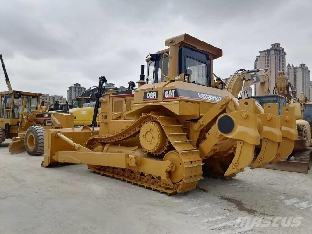 CAT D 8 R Buldooserid