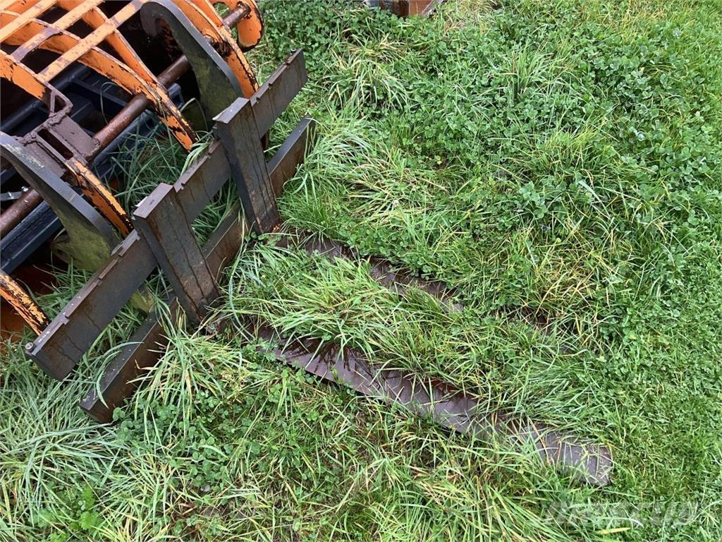 Paus RL 655 Rataslaadurid