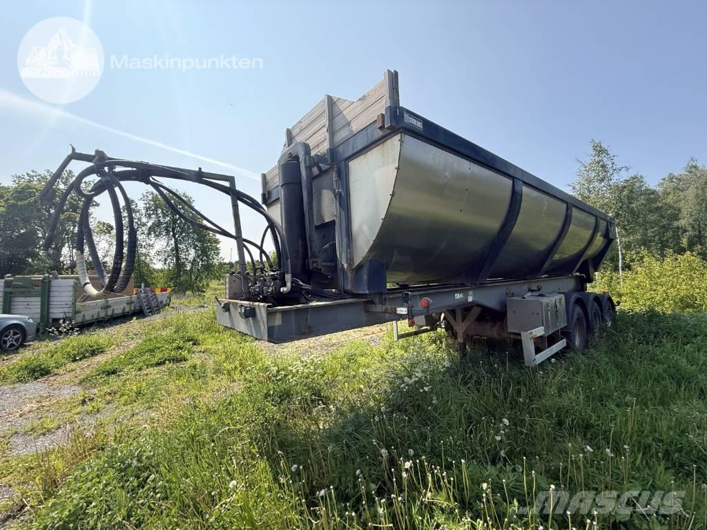 Parator STI 17-24 Kallur-poolhaagised